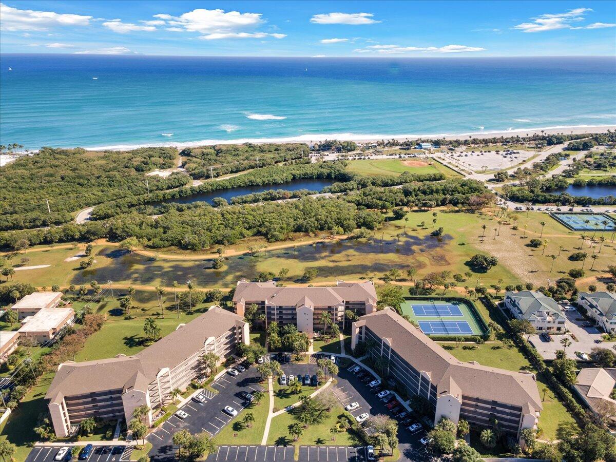 JUPITER BAY EAST CONDO - Residential