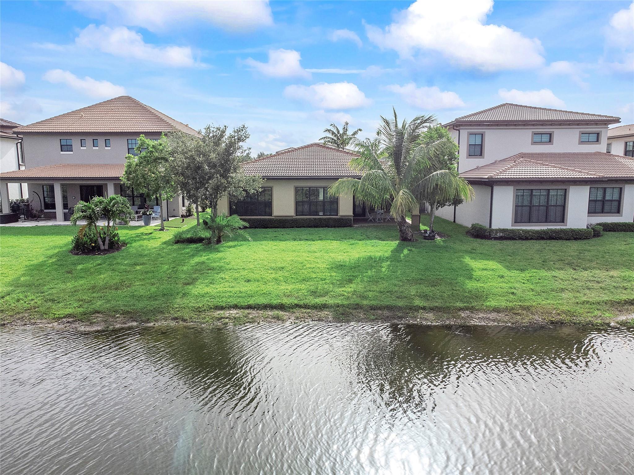 9210 Solstice Cir