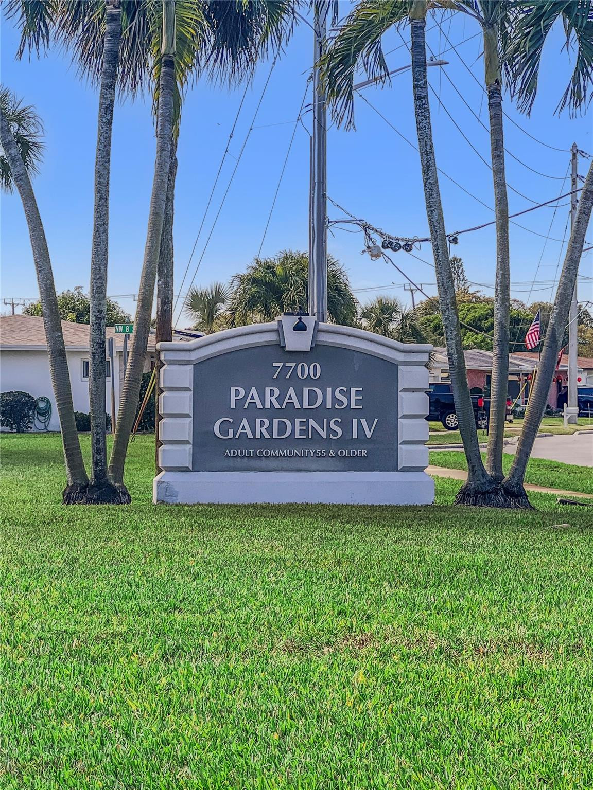 Paradise Gardens Sec 4 76 - Residential