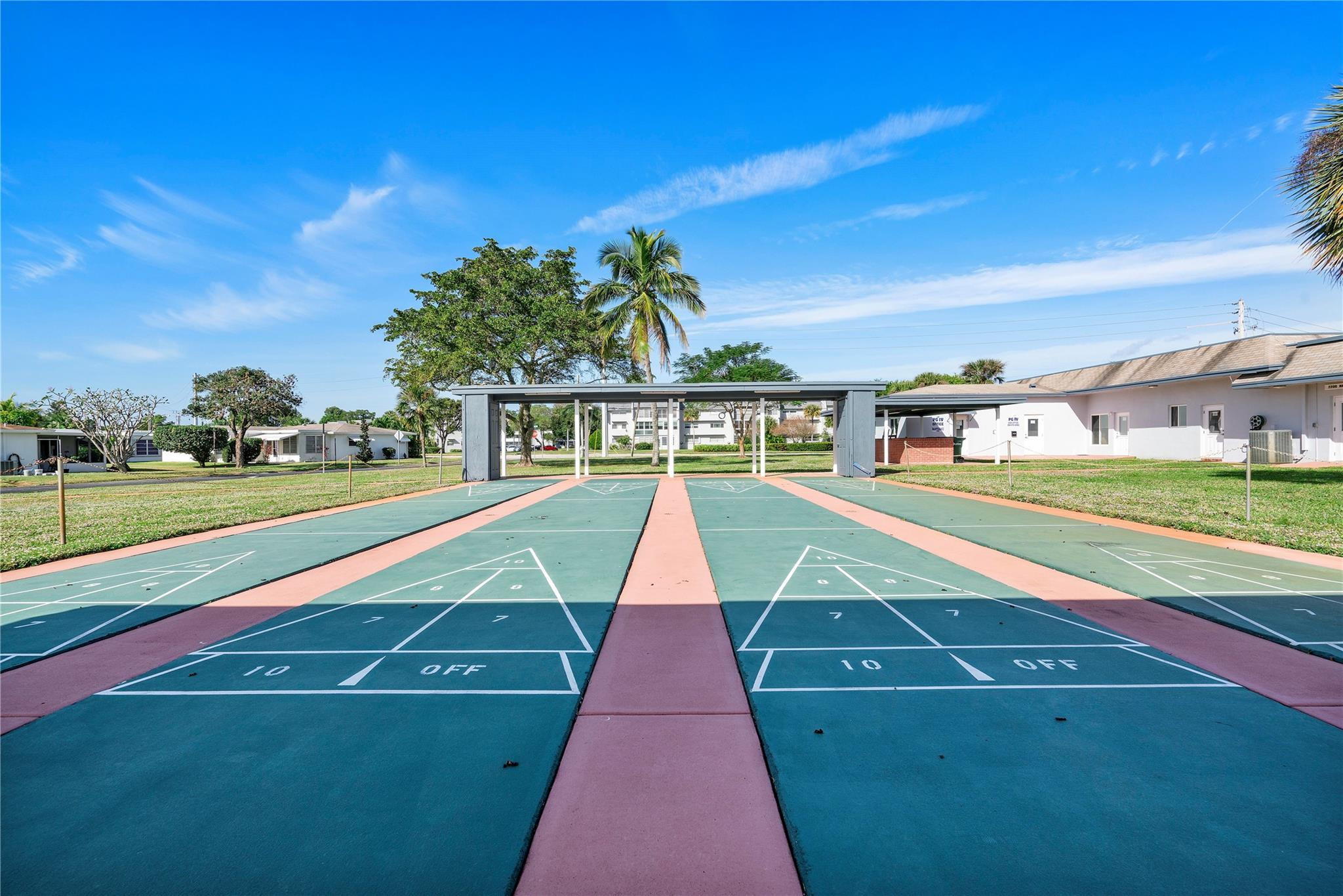 Paradise Gardens Sec 4 76 - Residential