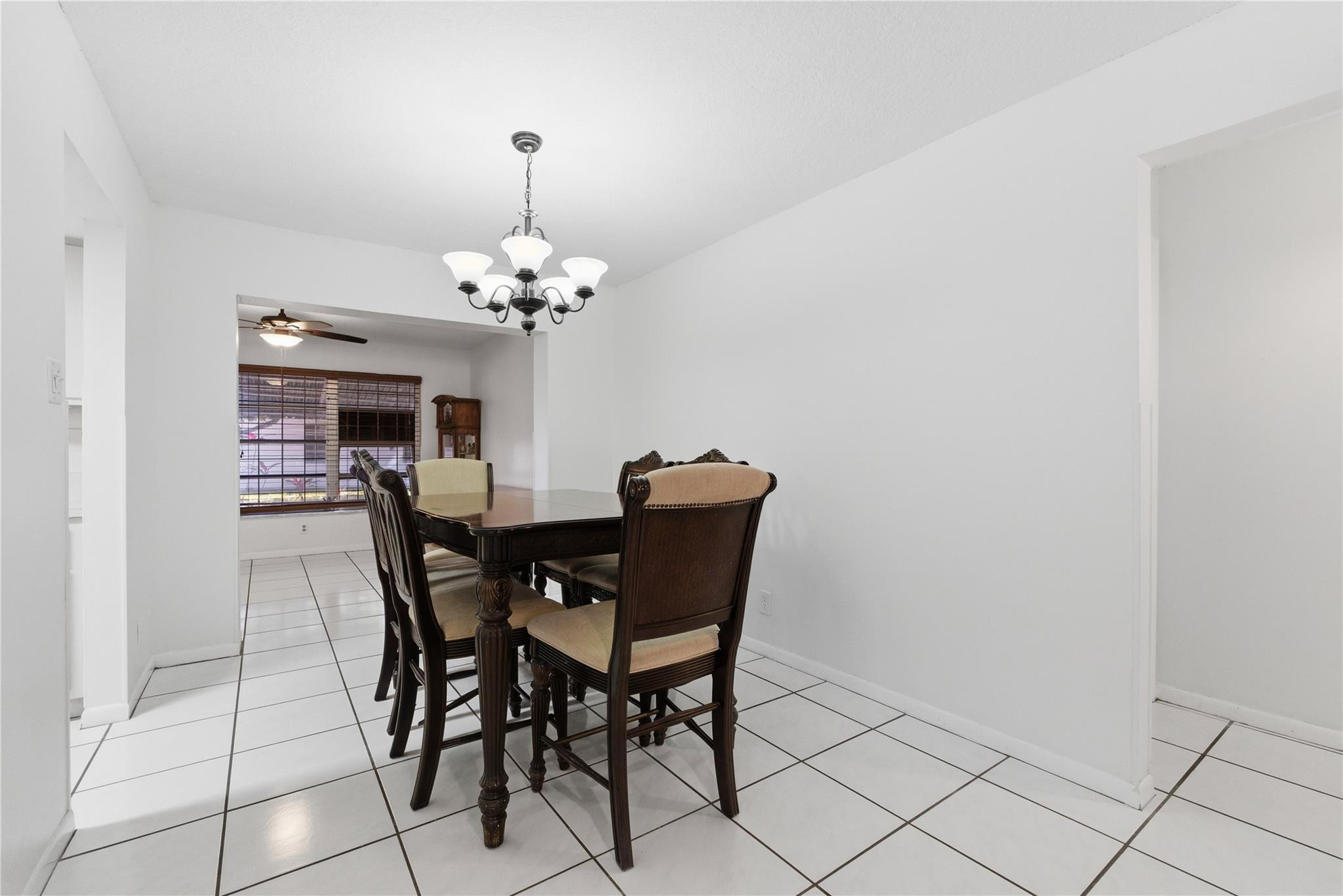 Paradise Gardens Sec 4 76 - Residential