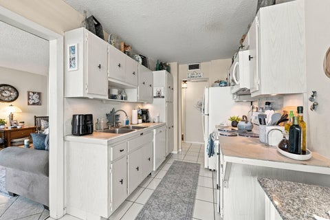 Tiny photo for 322 BUCHANAN Street #809, Hollywood, FL 33019 (MLS # B26079991)