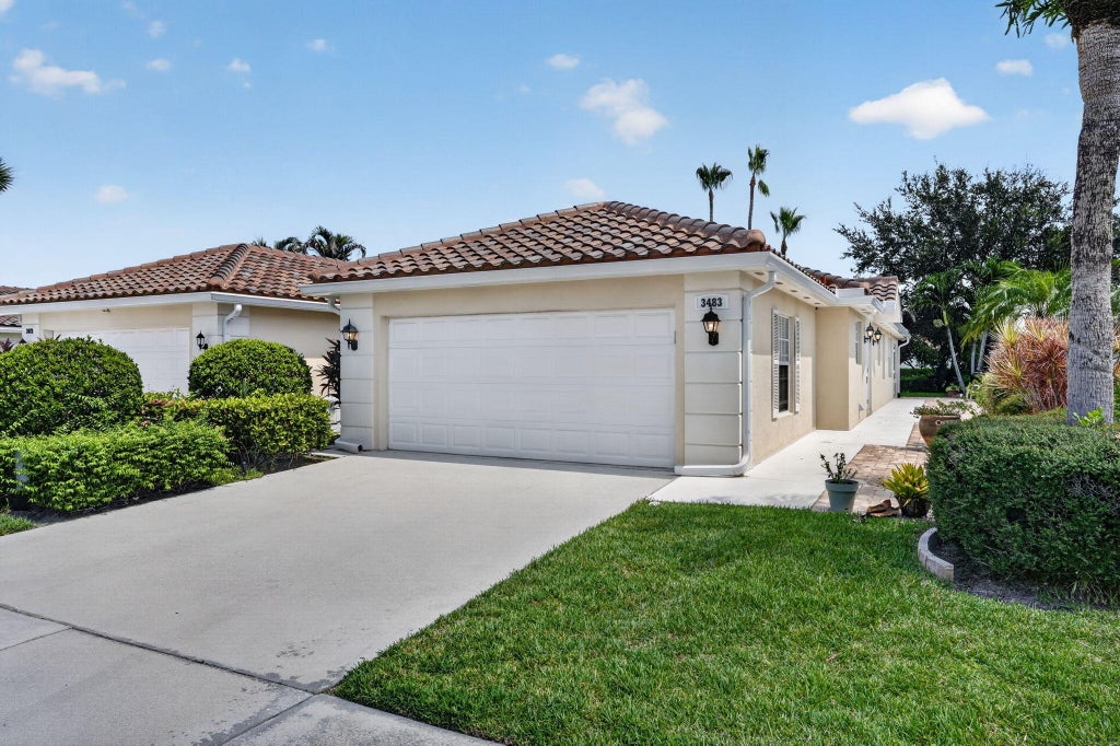 Photo of 3483 SE CORMORANT Place, Hobe Sound, FL 33455 (MLS # B26057547)