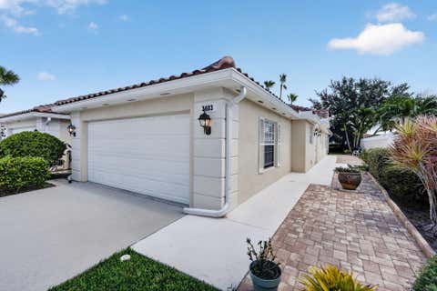 Photo of 3483 SE CORMORANT Place, Hobe Sound, FL 33455 (MLS # B26057547)
