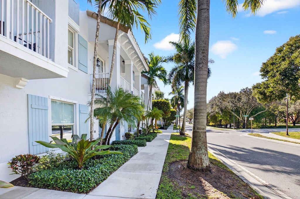 Photo of 1435 Via De Pepi, Boynton Beach, FL 33426 (MLS # R11151749)