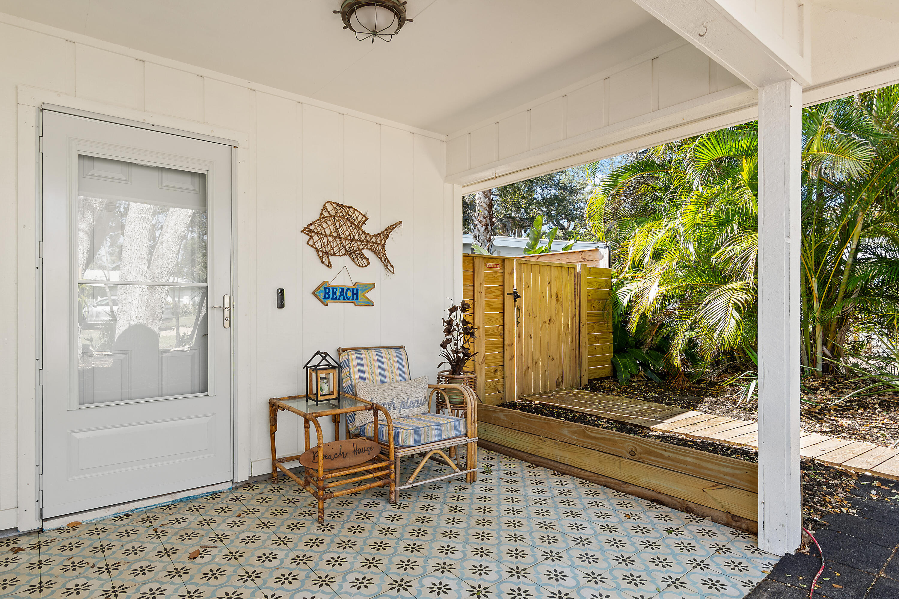 VERO BEACH ESTATES - Residential