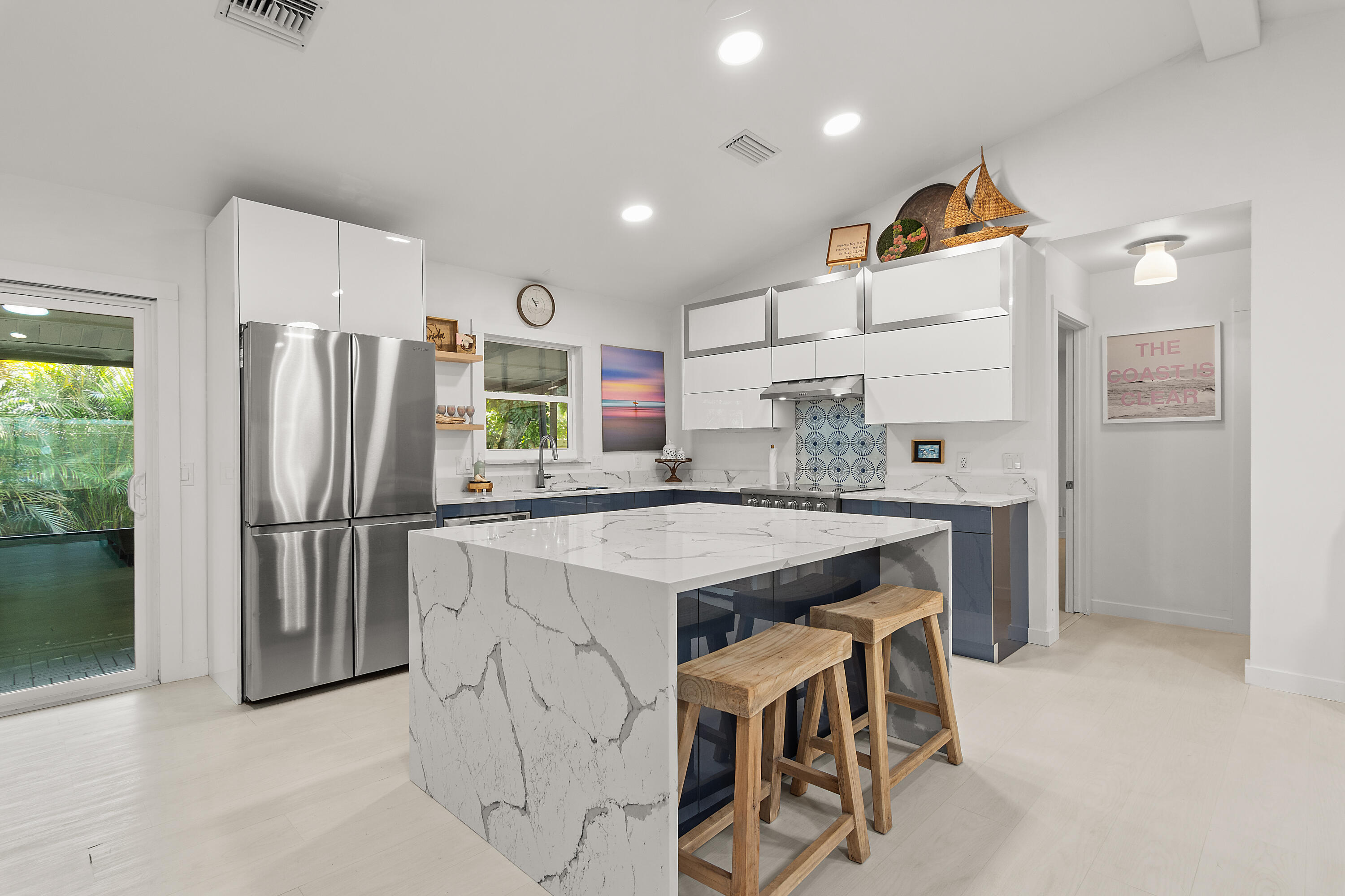 VERO BEACH ESTATES - Residential