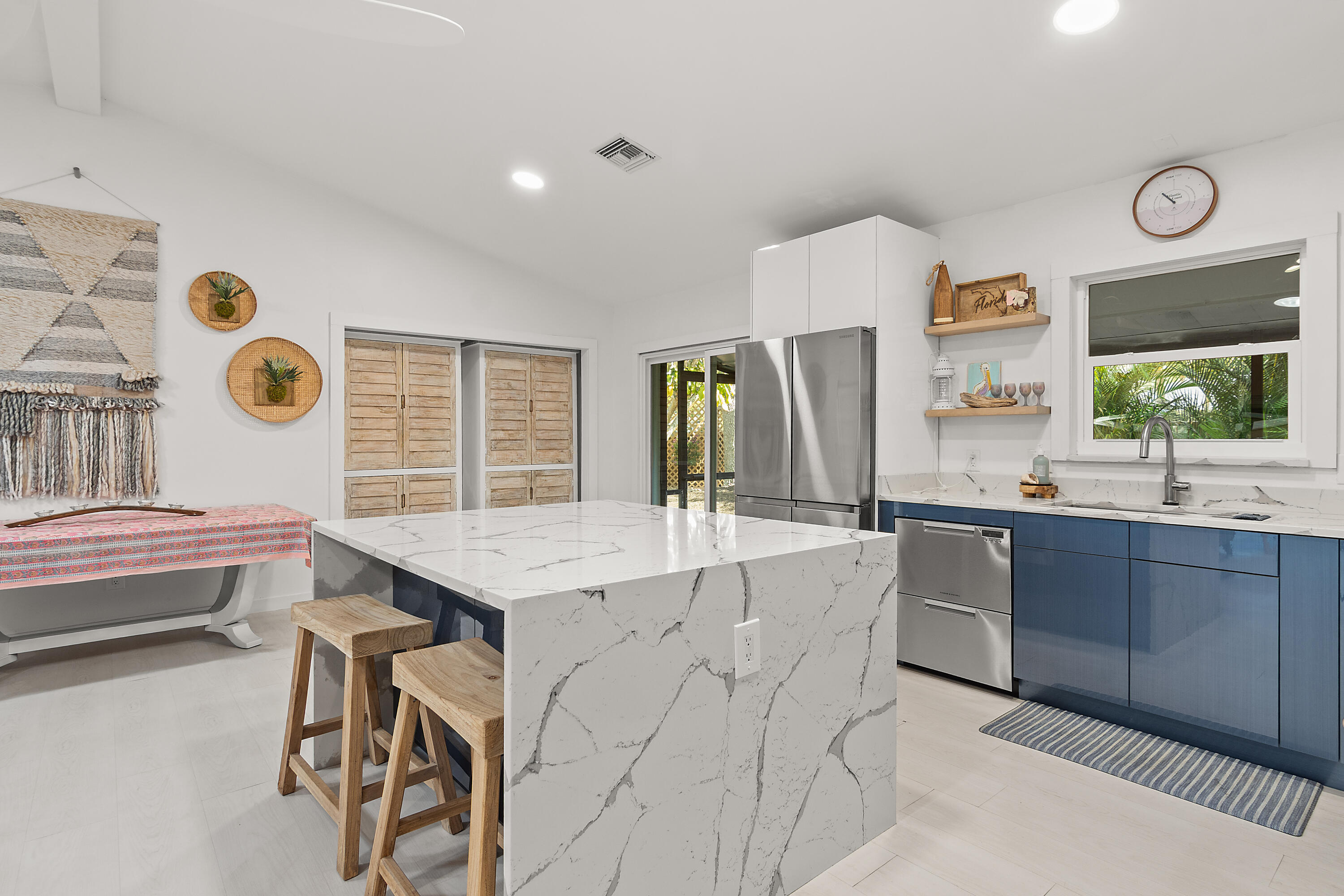 VERO BEACH ESTATES - Residential