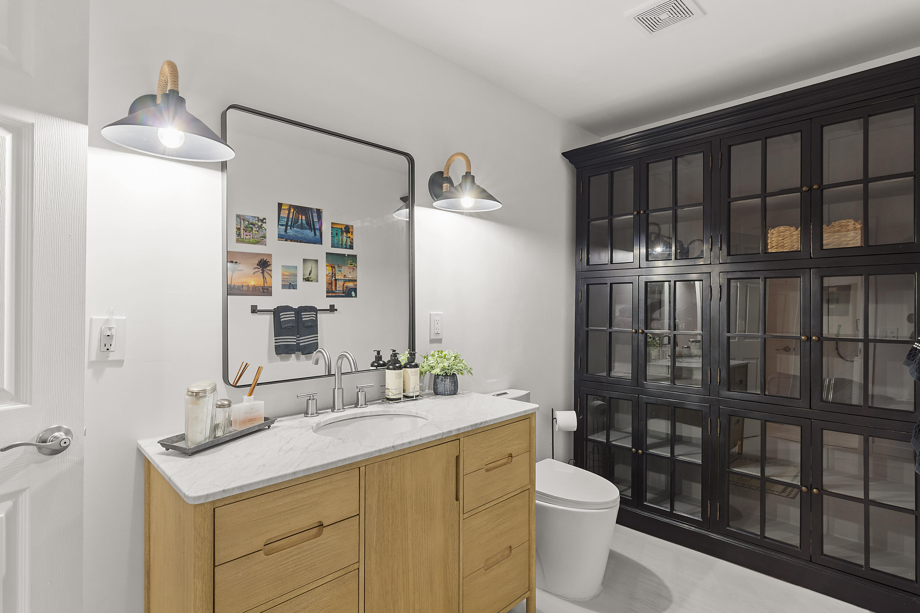 VERO BEACH ESTATES - Residential