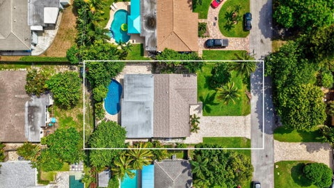 Tiny photo for 4760 NE 17th Avenue, Oakland Park, FL 33334 (MLS # B26004229)