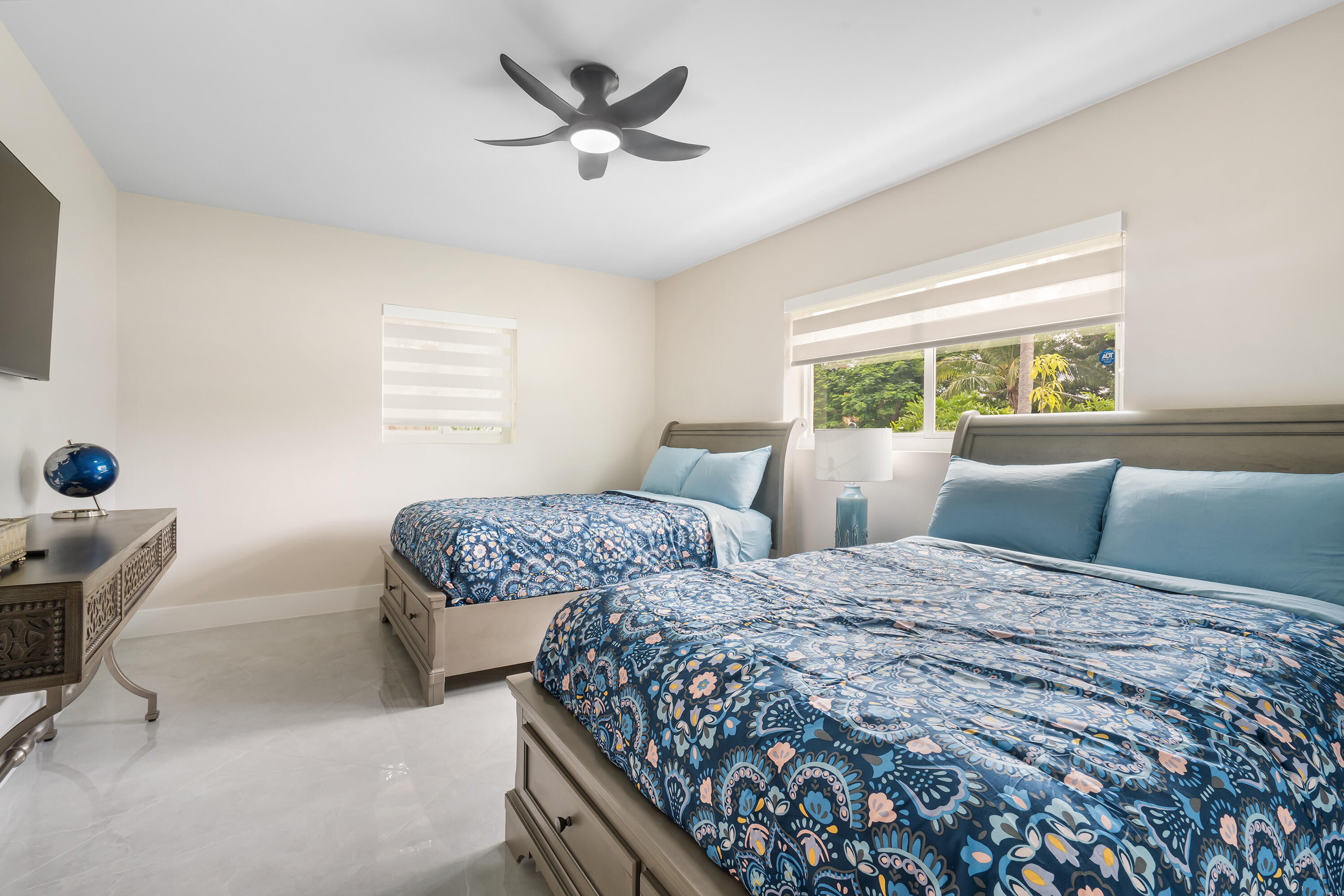 FLORANADA RIDGE SEC - Residential