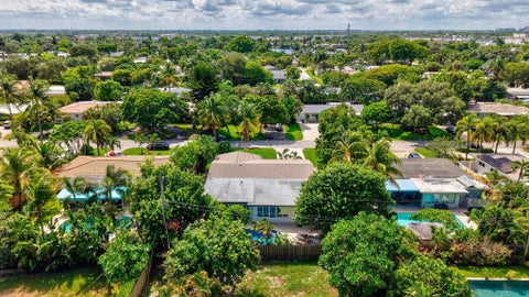 Tiny photo for 4760 NE 17th Avenue, Oakland Park, FL 33334 (MLS # B26004229)