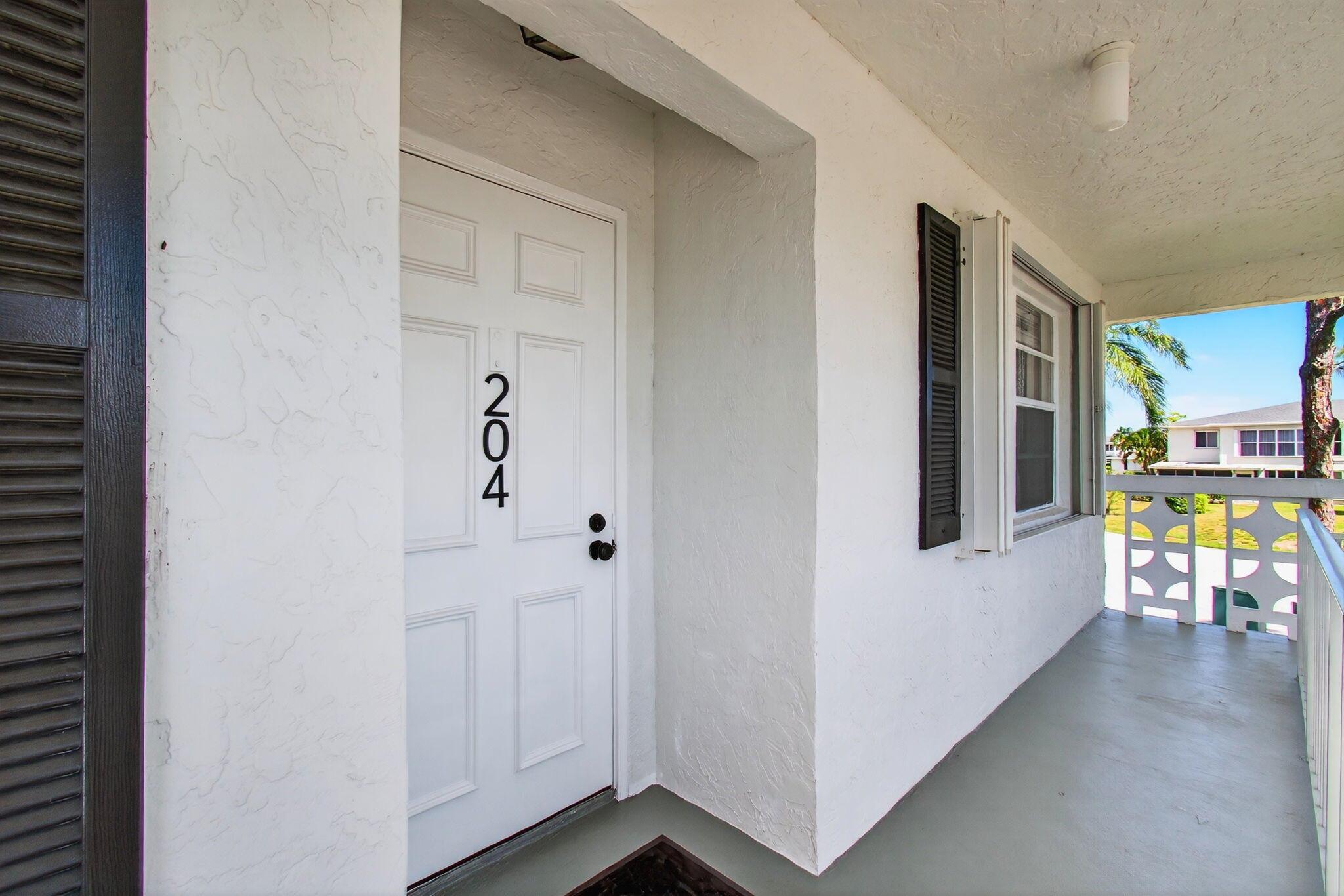 2825 SW 13th Street 204
