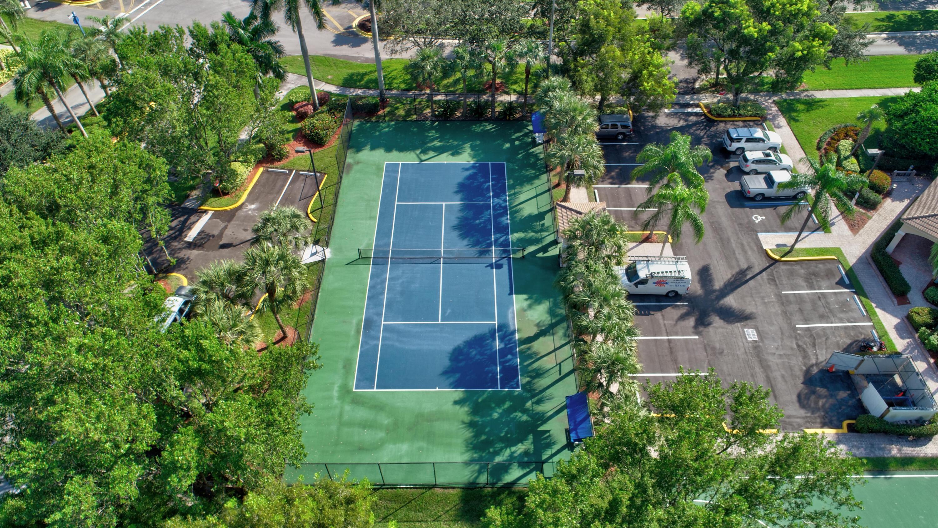 REGENCY LAKES AT COCONUT CREEK - Residential