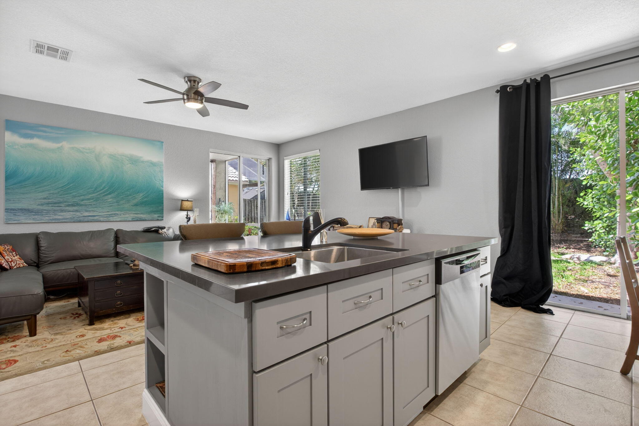 REGENCY LAKES AT COCONUT CREEK - Residential