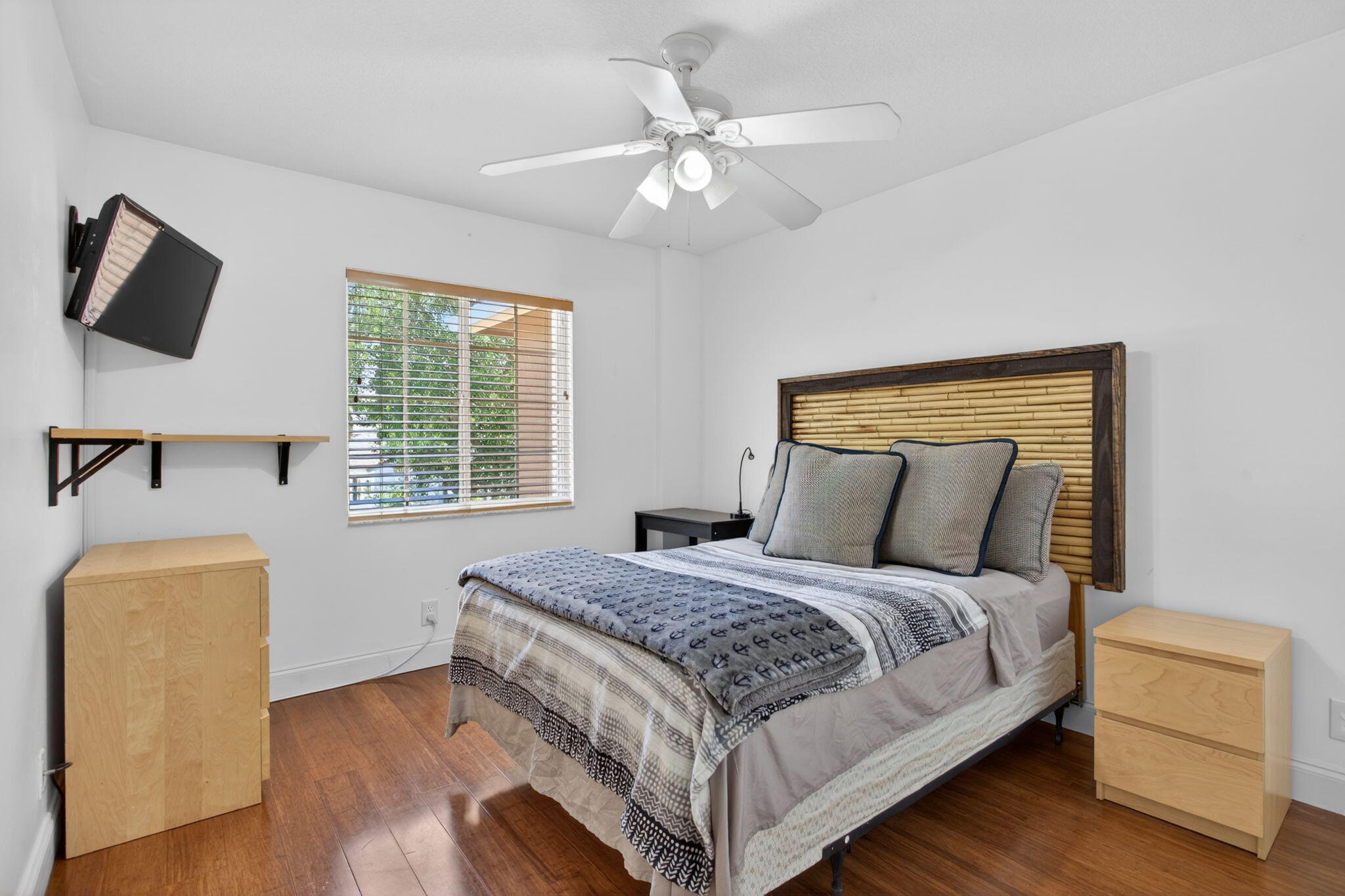 REGENCY LAKES AT COCONUT CREEK - Residential