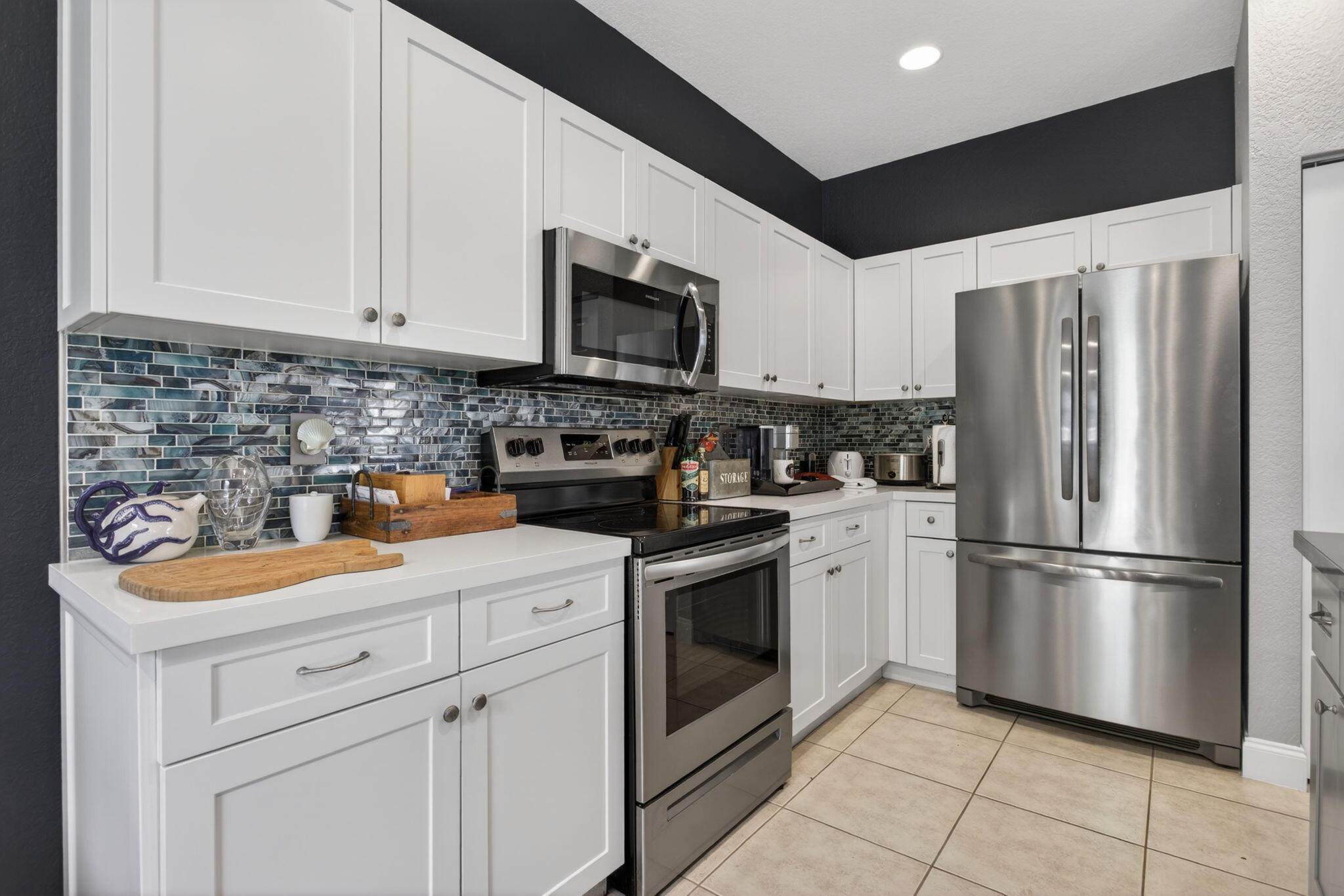 REGENCY LAKES AT COCONUT CREEK - Residential