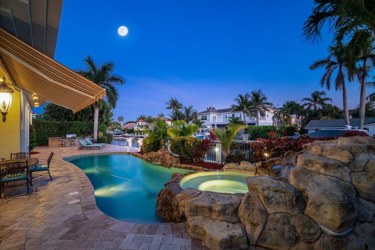 TROPIC ISLE - Residential