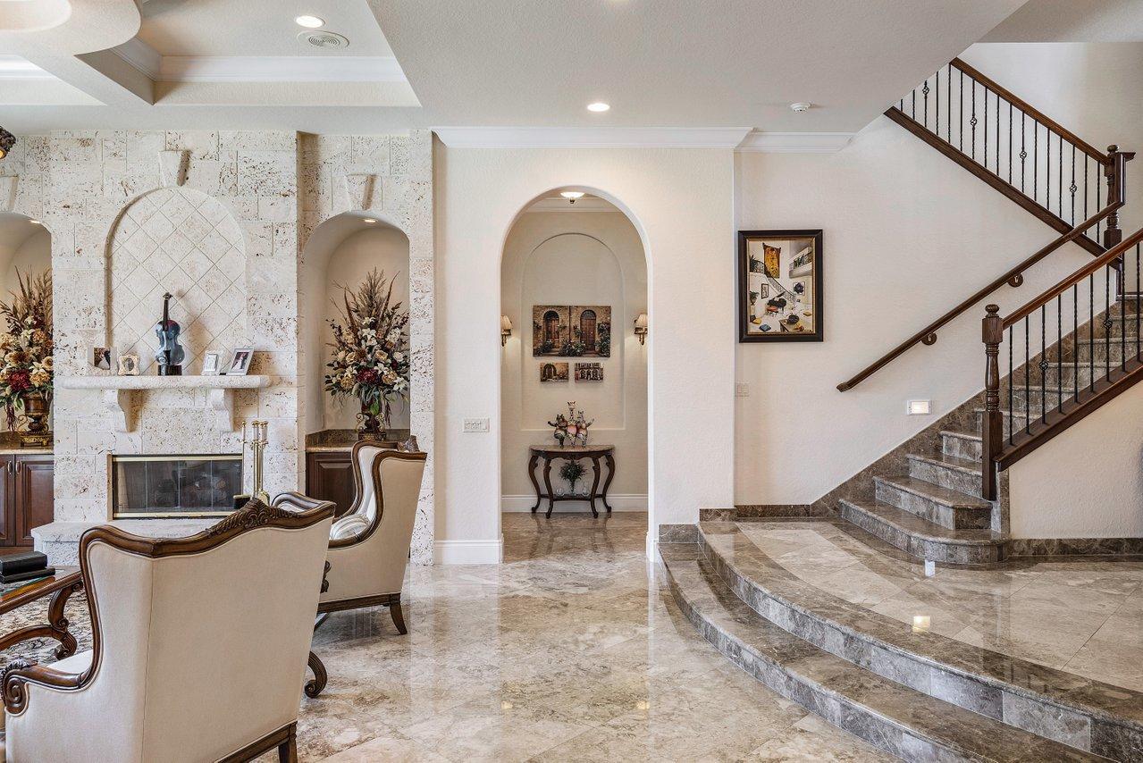 TROPIC ISLE - Residential