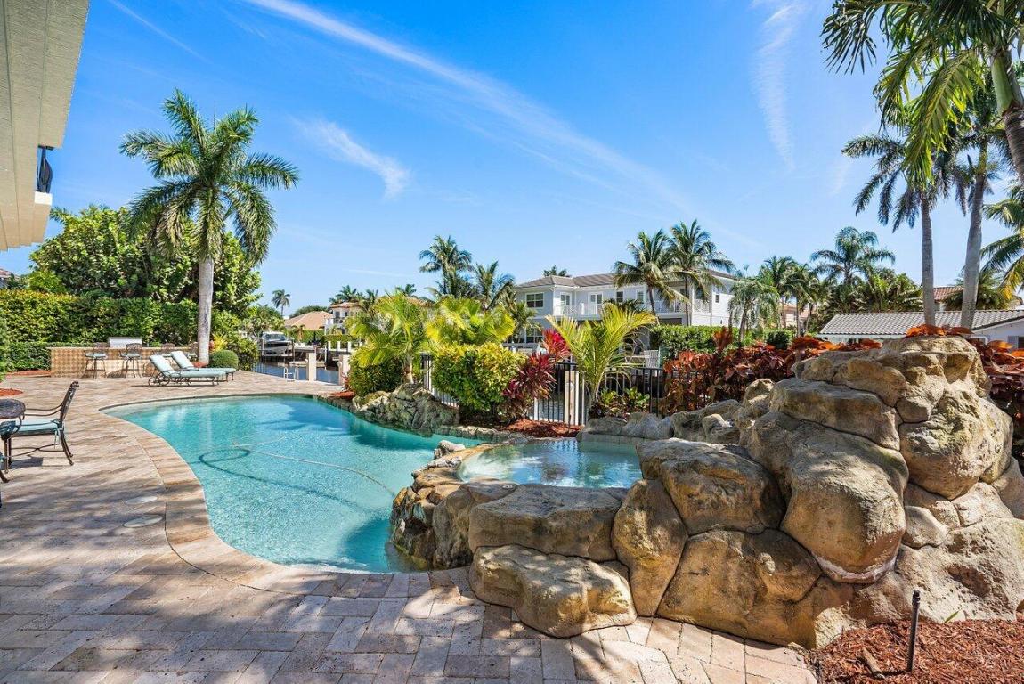 TROPIC ISLE - Residential