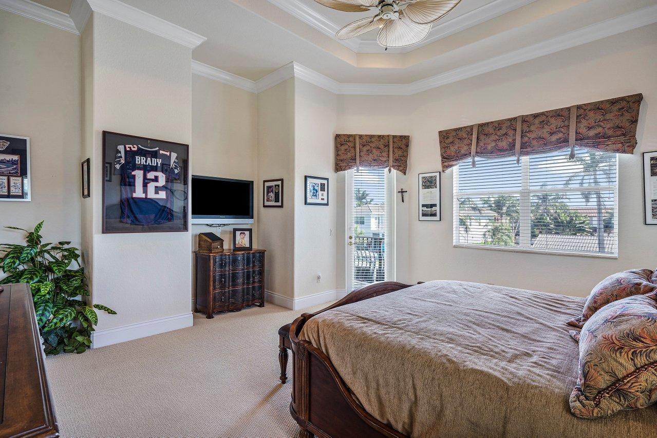 TROPIC ISLE - Residential