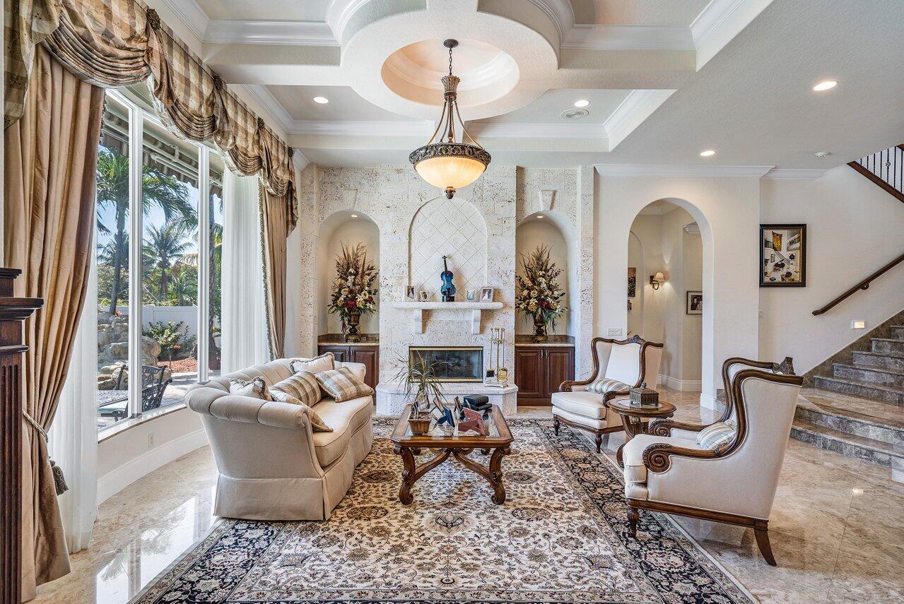 TROPIC ISLE - Residential