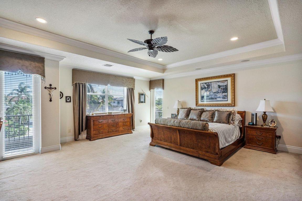 TROPIC ISLE - Residential