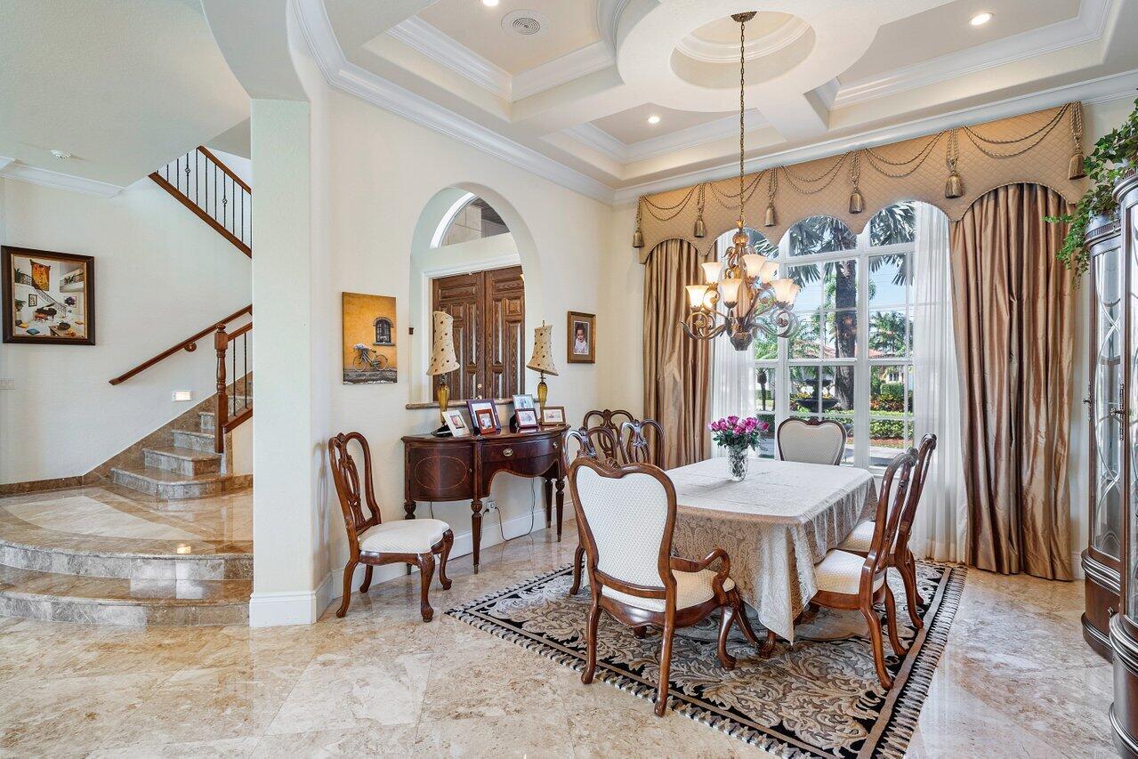 TROPIC ISLE - Residential