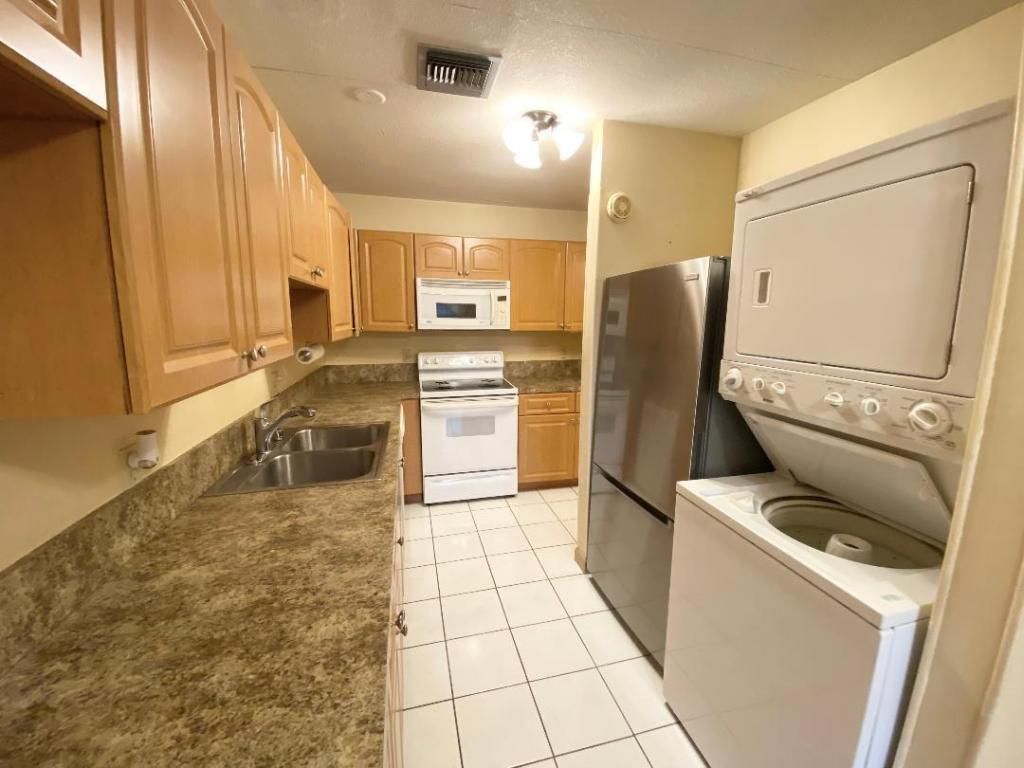 Photo of 1111 Lemon Tree Terrace #104, Delray Beach, FL 33445 (MLS # R11088223)