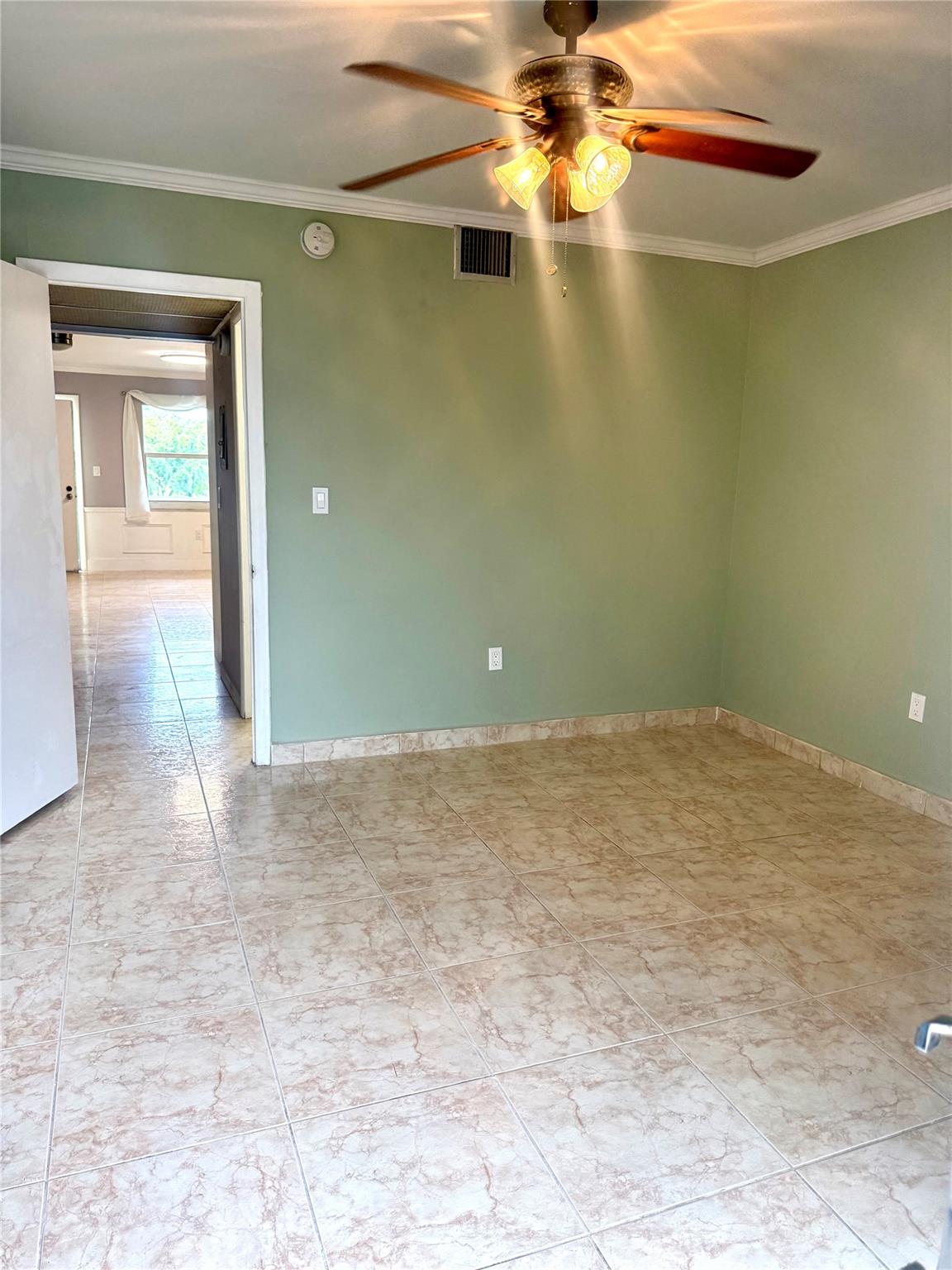 Ro Mont South Green Condo - Residential Lease