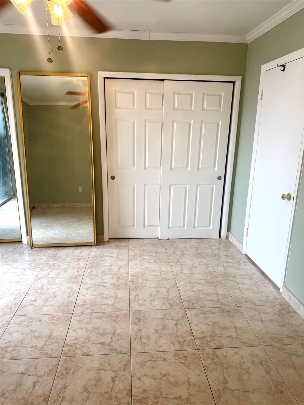 Ro Mont South Green Condo - Residential Lease