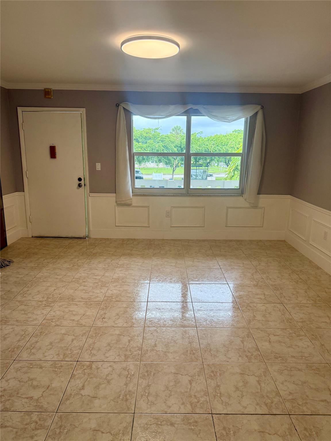 Ro Mont South Green Condo - Residential Lease