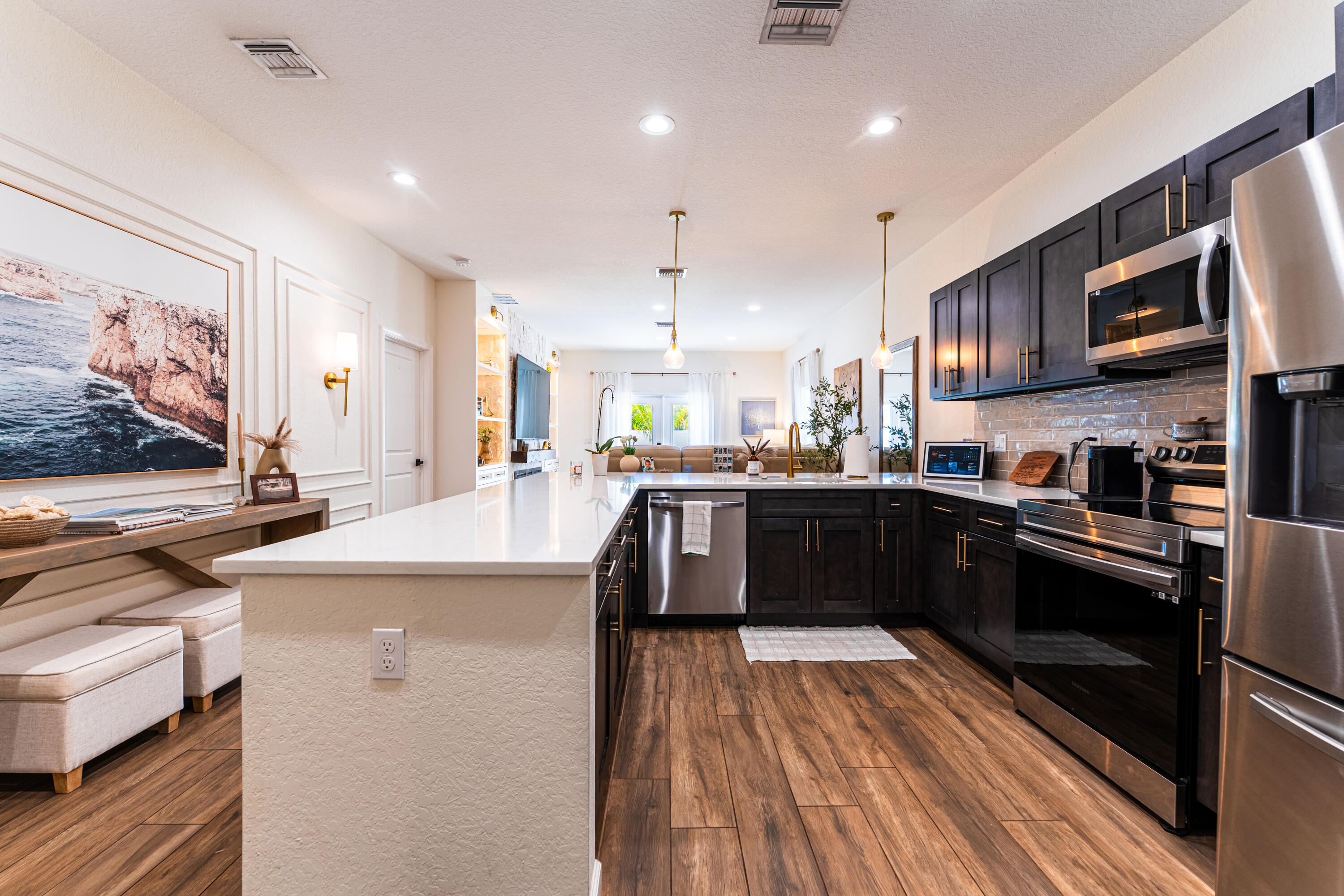 842 NW 9th Avenue