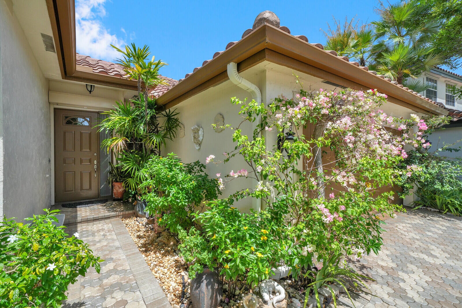 718 NW 177th Avenue