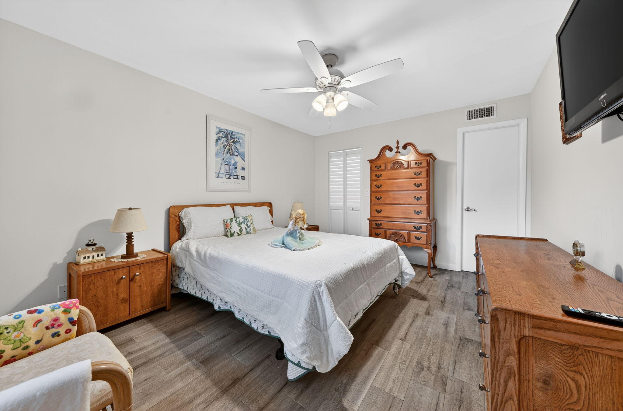 GOLDEN LAKES VILLAGE CONDO 1 THRU 13-A - Residential