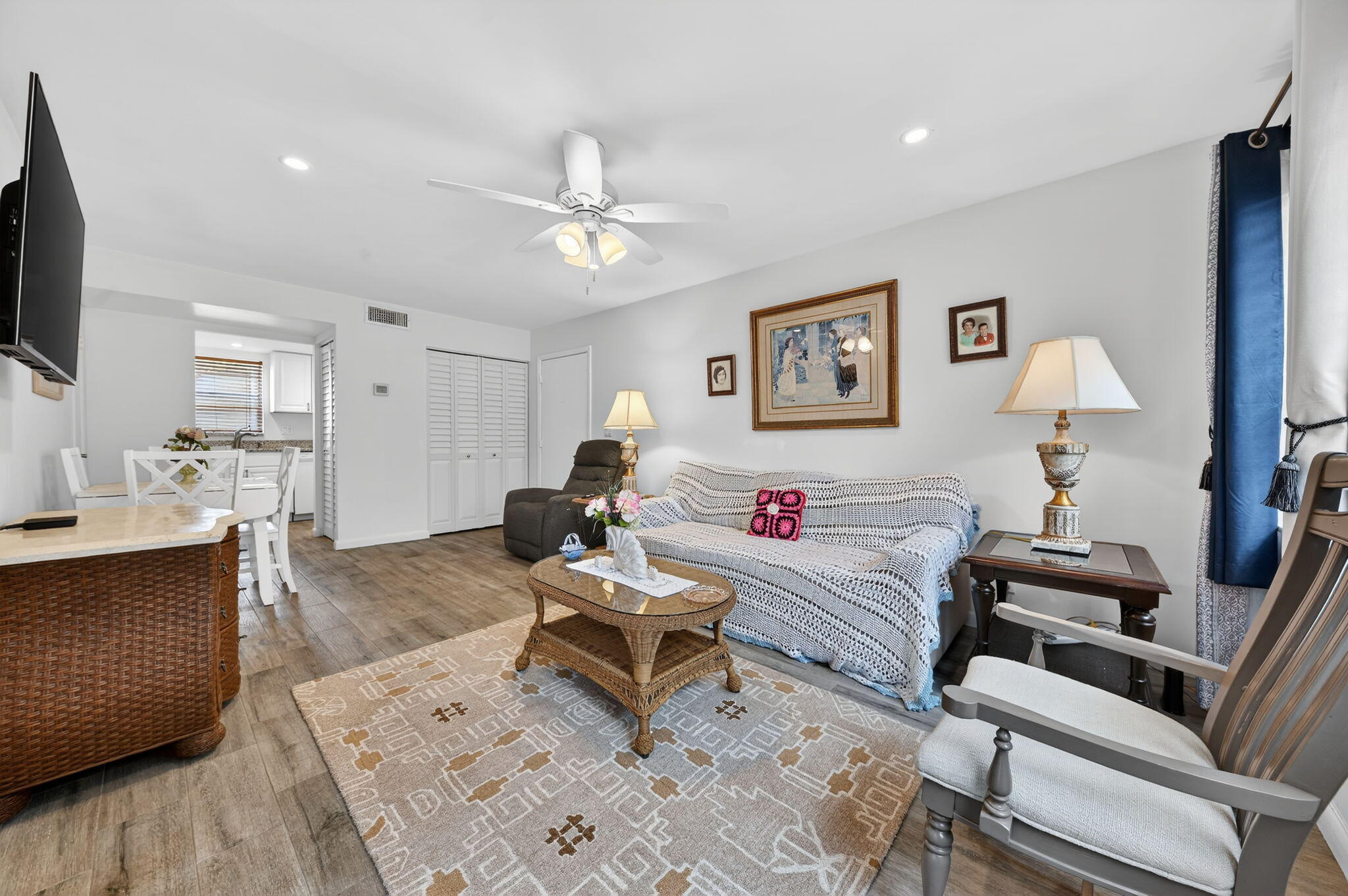 GOLDEN LAKES VILLAGE CONDO 1 THRU 13-A - Residential