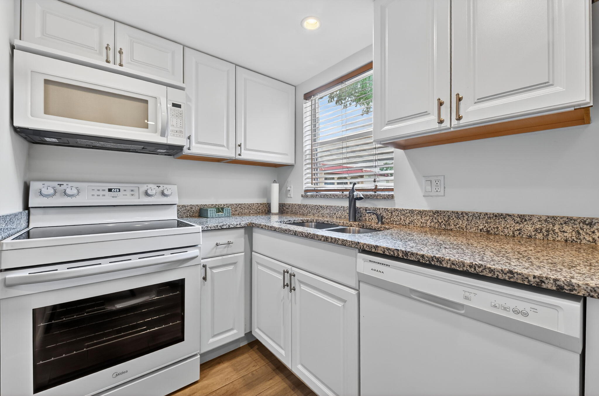 GOLDEN LAKES VILLAGE CONDO 1 THRU 13-A - Residential