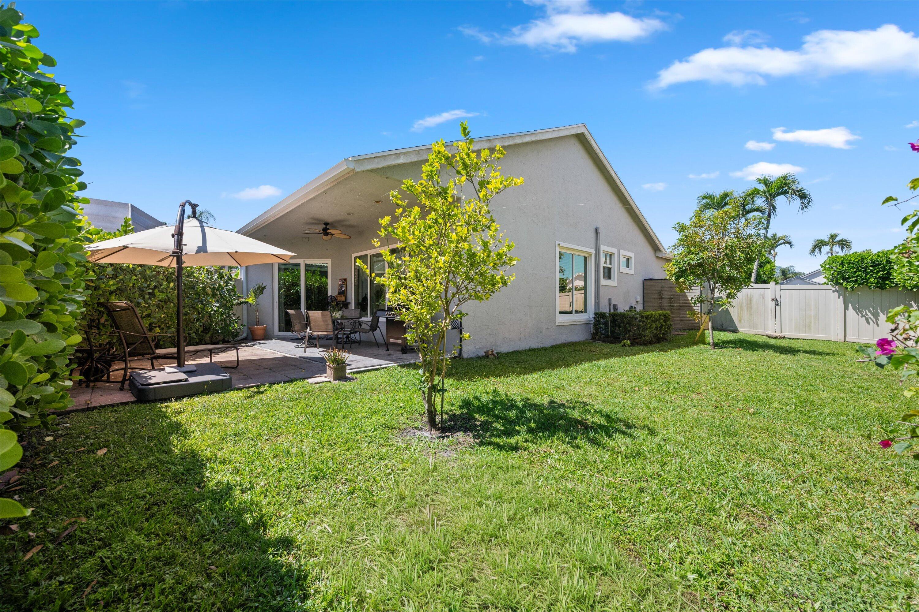 EMERALD FOREST OF WELLINGTON - Residential