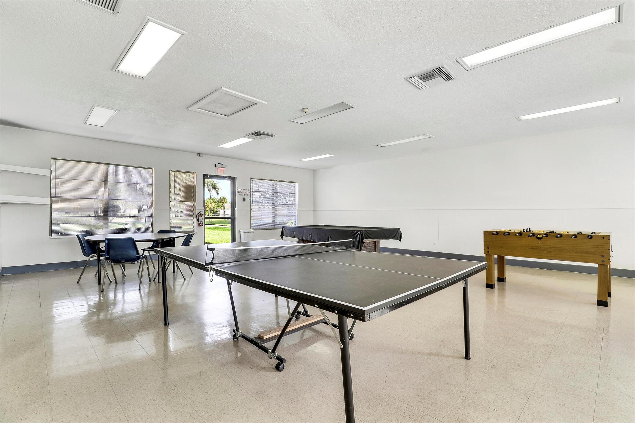 LAKESIDE GREEN 9 - Residential