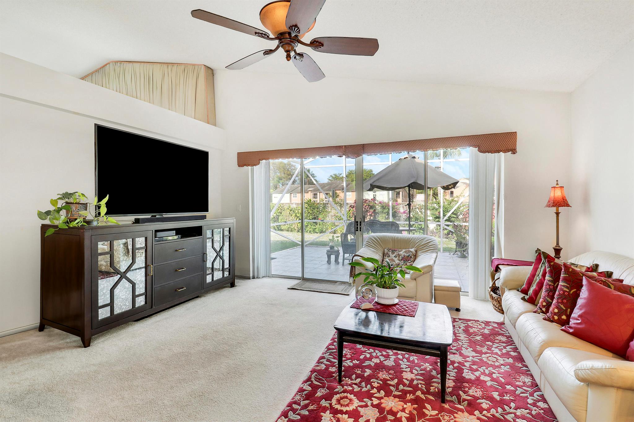 LAKESIDE GREEN 9 - Residential