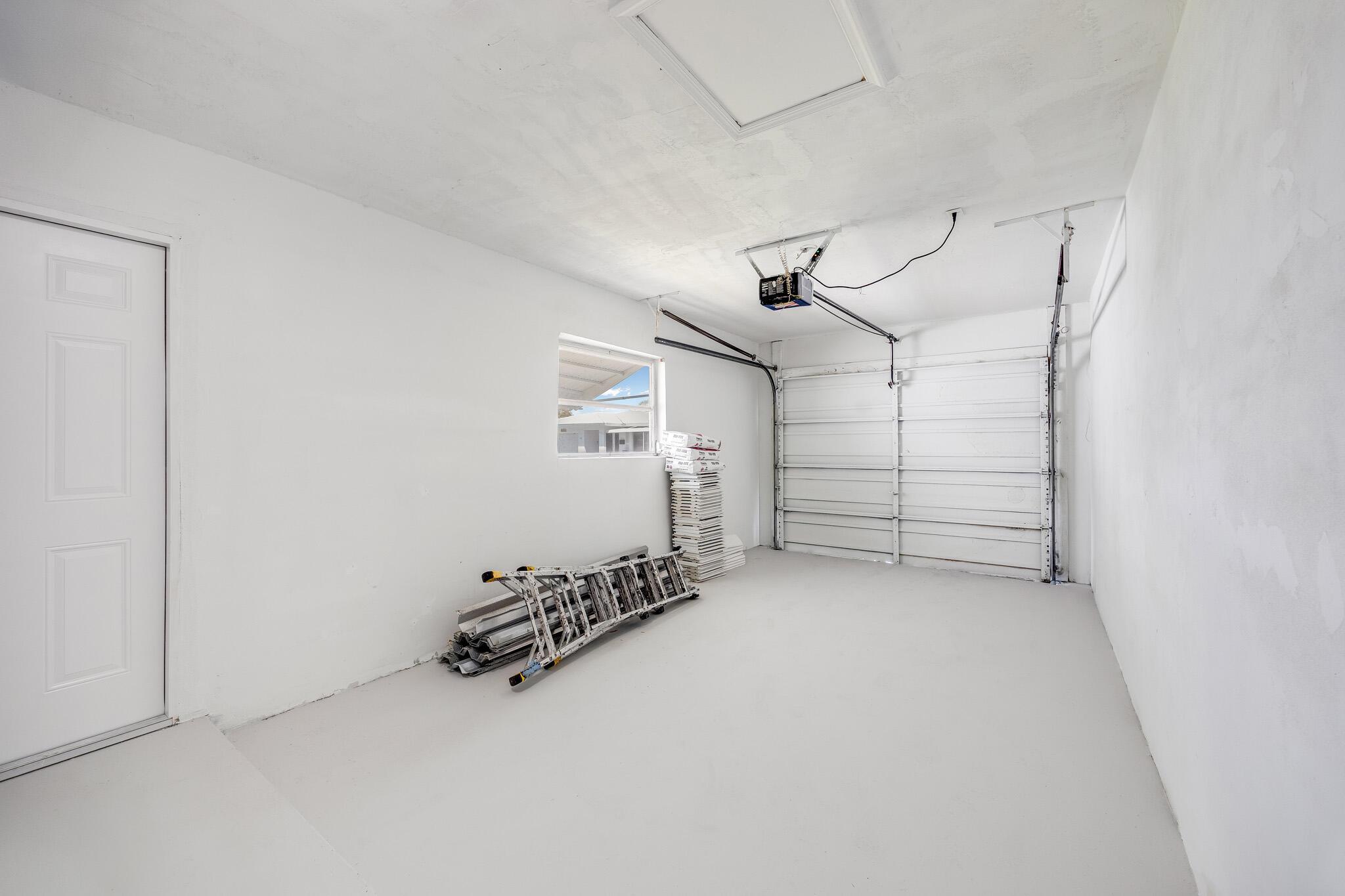 Mainlands Of Tamarac Lake - Residential