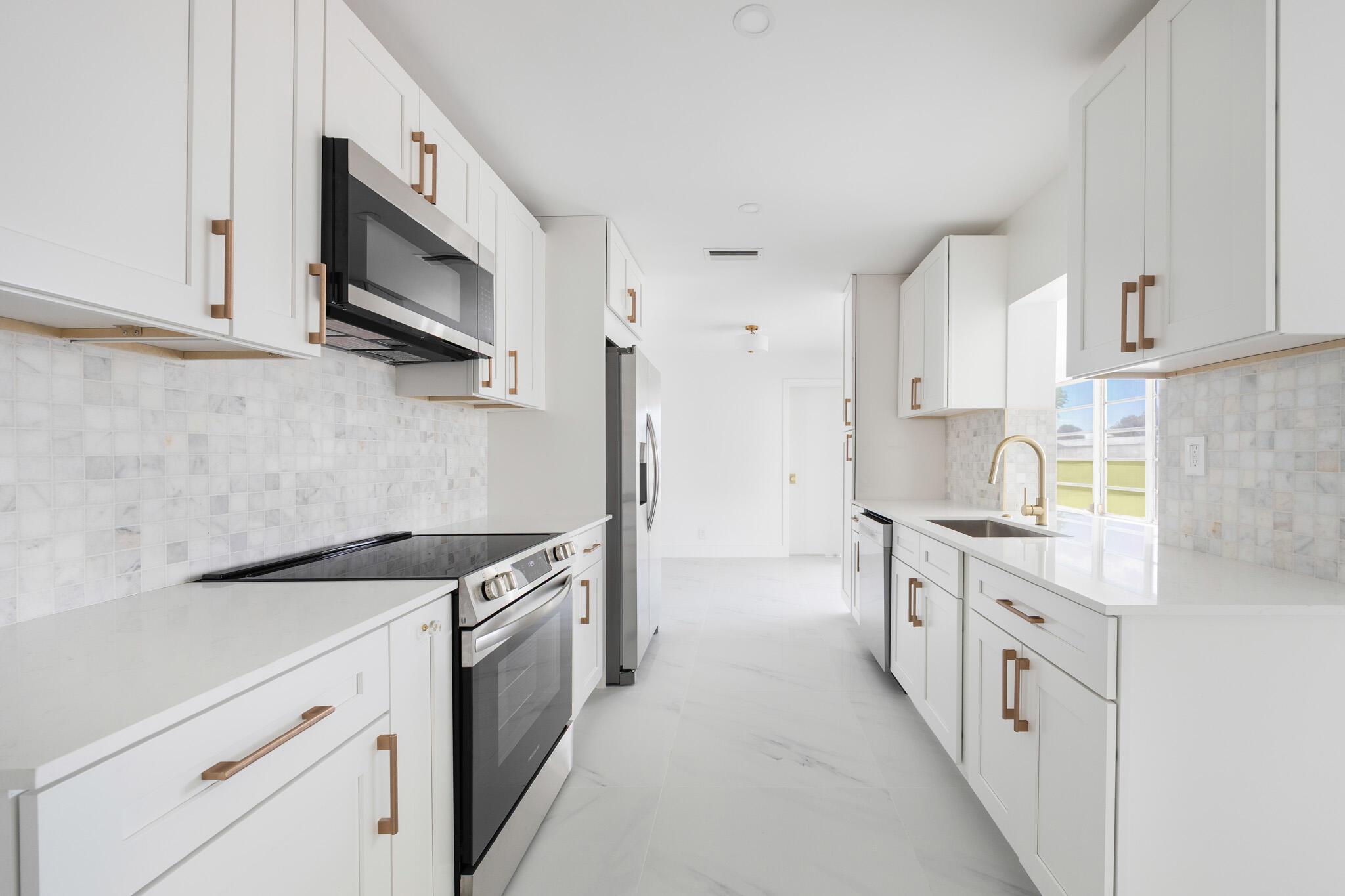 Mainlands Of Tamarac Lake - Residential