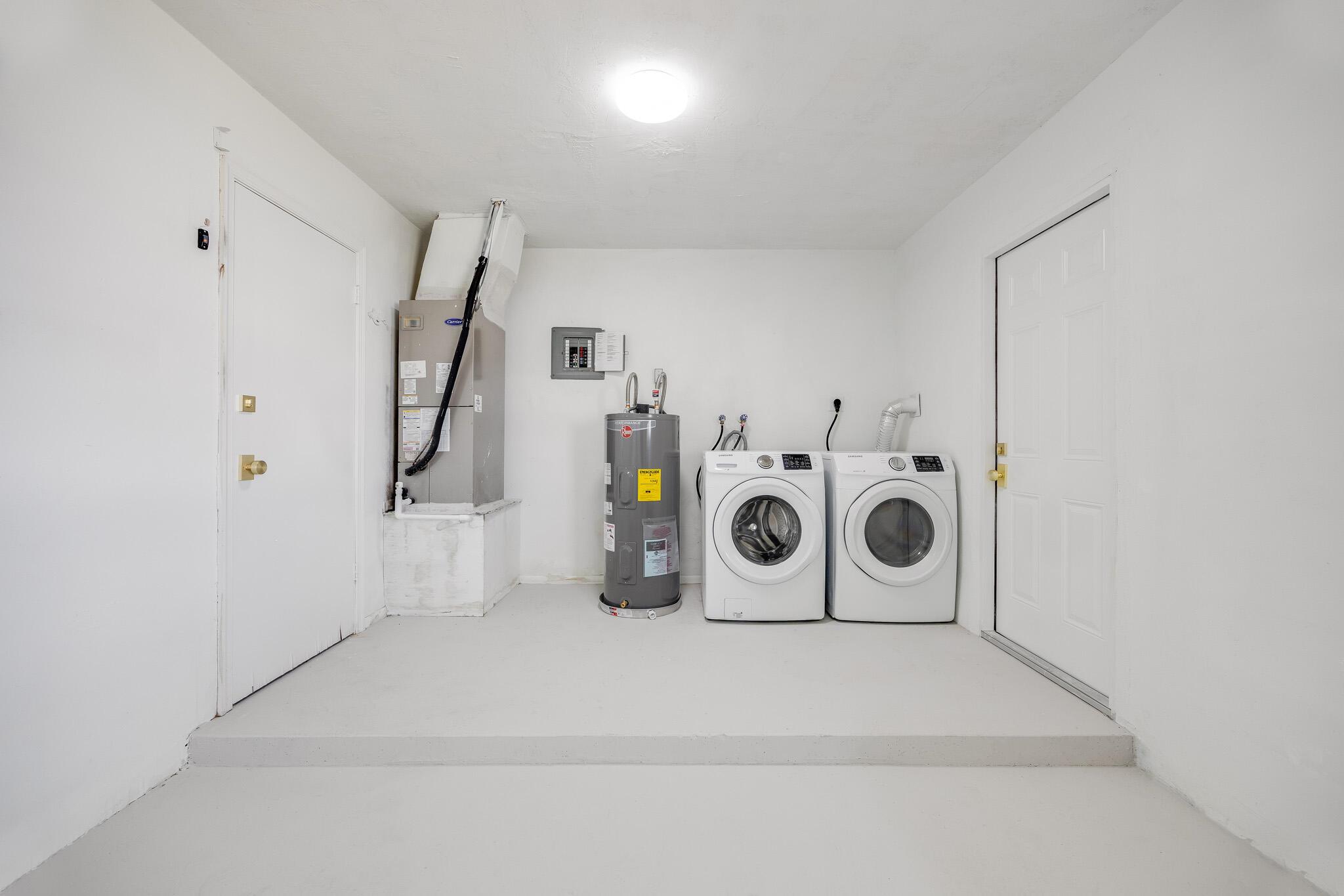 Mainlands Of Tamarac Lake - Residential