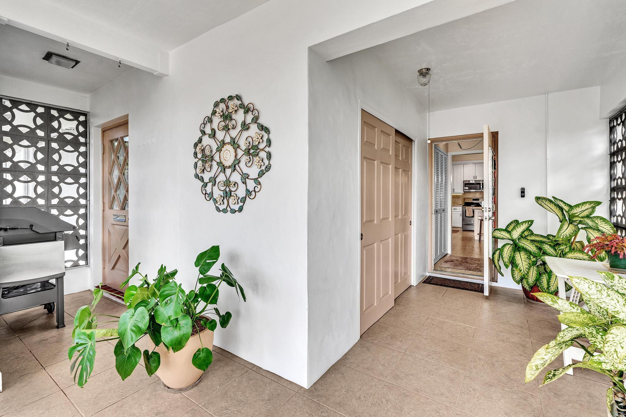 5800 NW 83rd Terrace