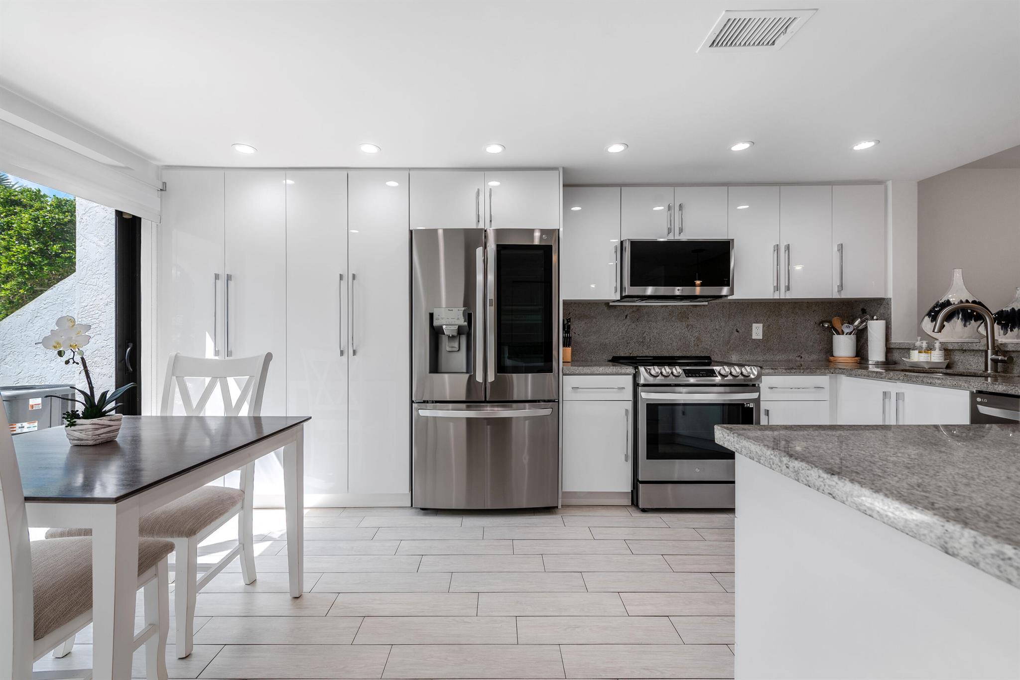 7455 Glendevon Lane 203