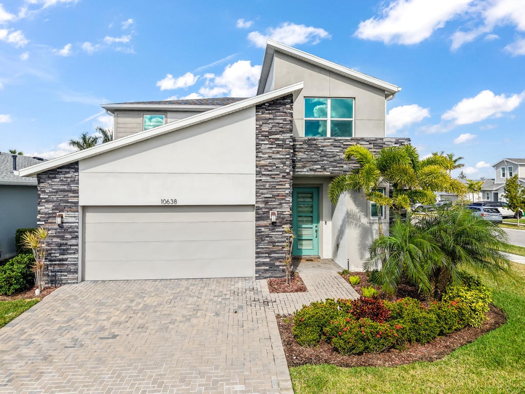 Photo of 10638 Hensley Street, Port Saint Lucie, FL 34987 (MLS # B26078980)
