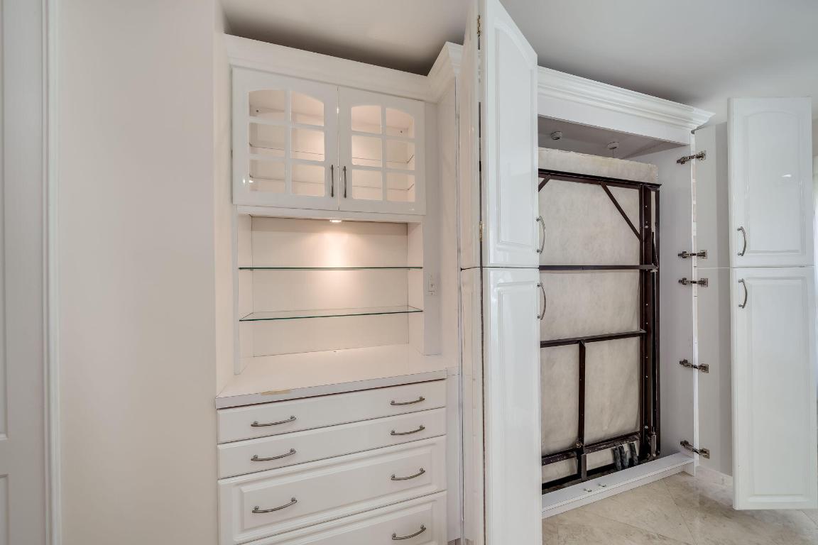 PARLIAMENT HOUSE CONDO - Residential