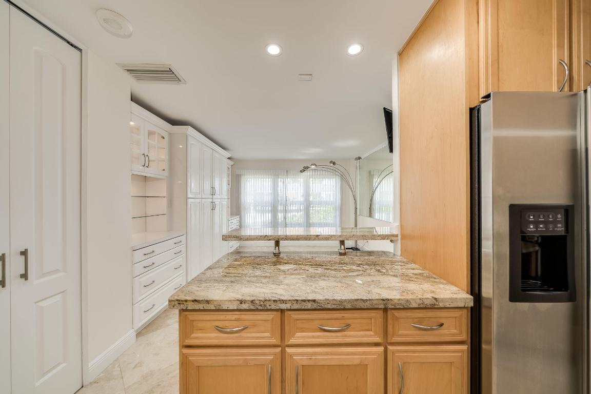 PARLIAMENT HOUSE CONDO - Residential