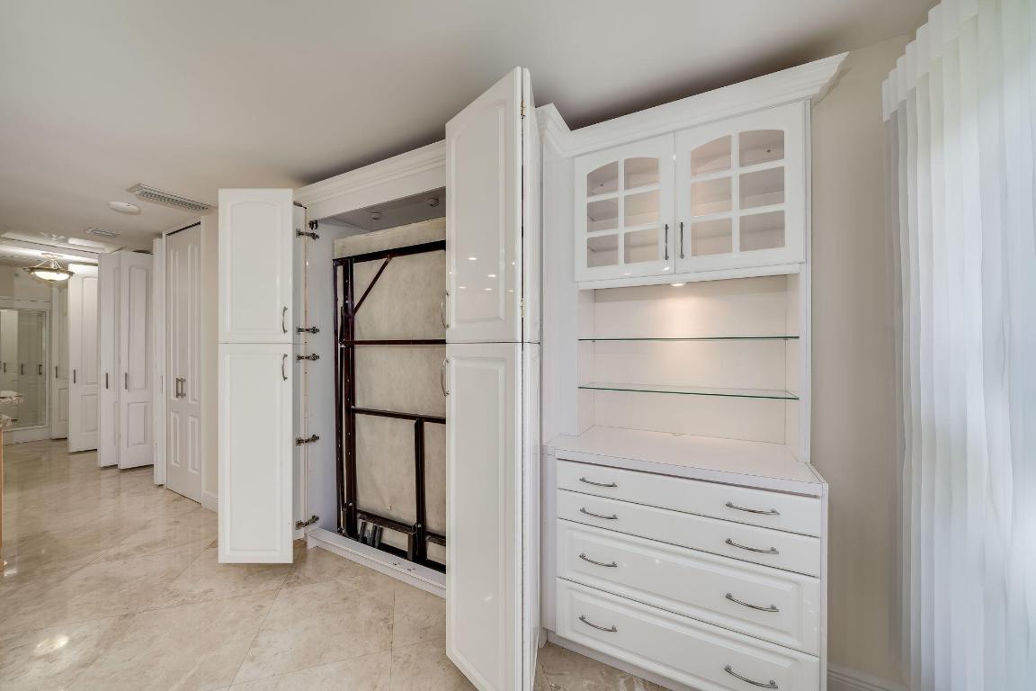 PARLIAMENT HOUSE CONDO - Residential