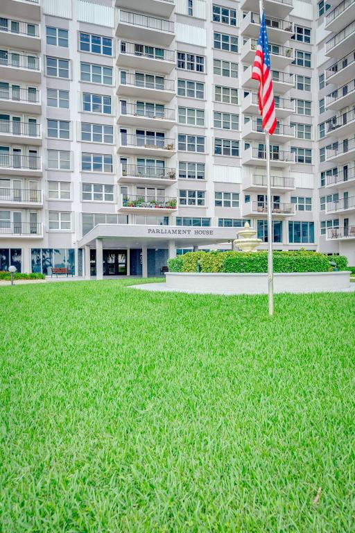 PARLIAMENT HOUSE CONDO - Residential